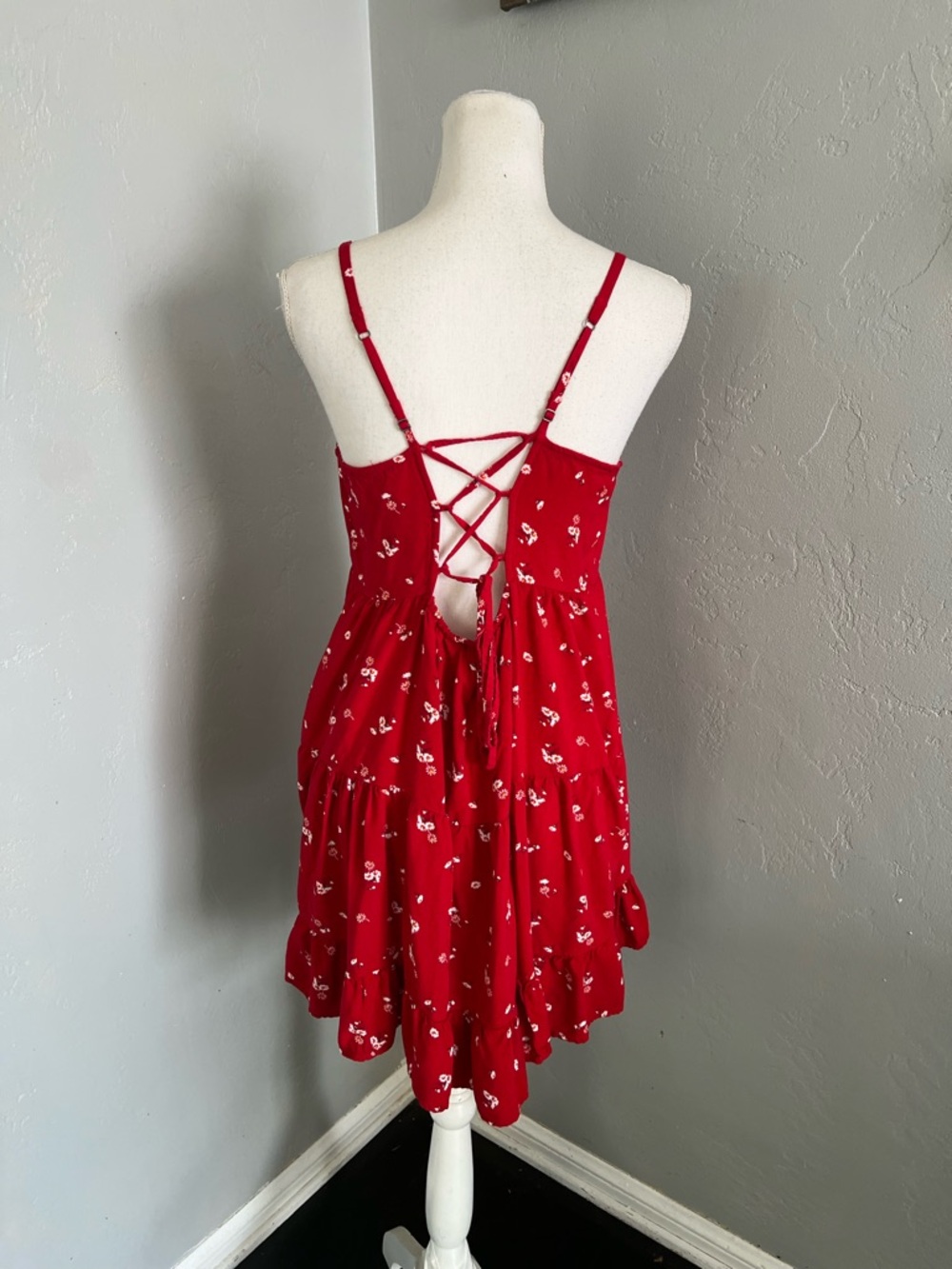 Hollister Red Floral Spaghetti Strap Dress - Picture 3 of 8